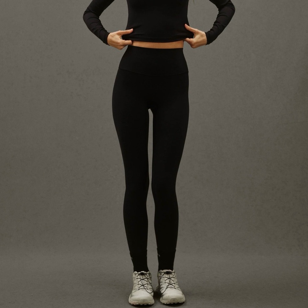 SET Active Black Leggings